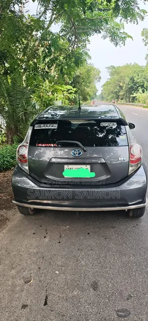 Toyota Aqua 2014 Gray