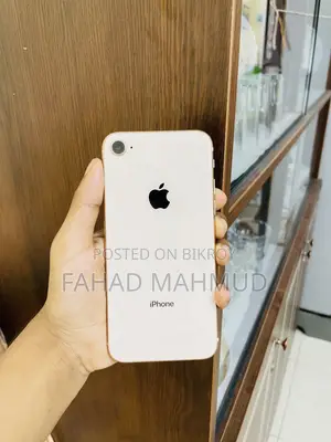 Apple iPhone 8 64 GB Gold