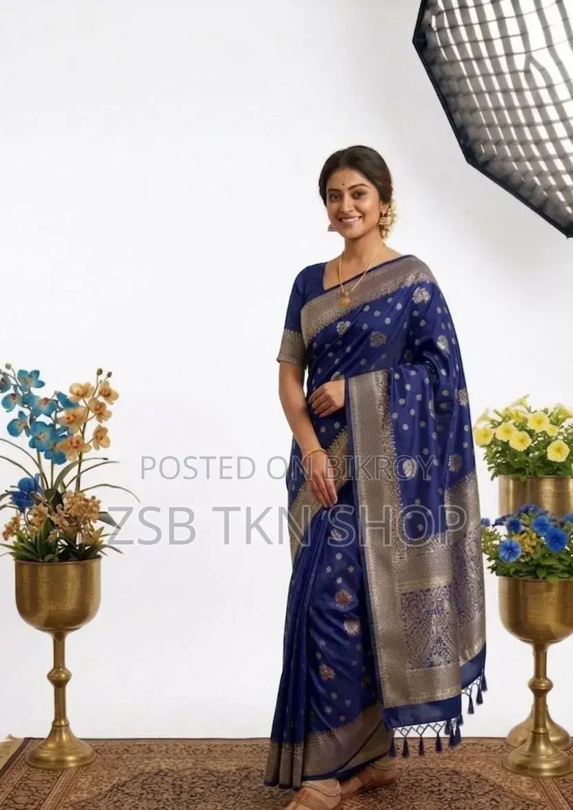 Japani Silk Sharee With Blouse Piece