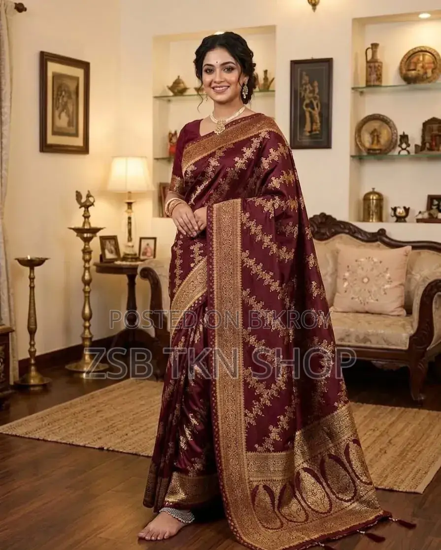 Japani Silk Sharee With Blouse Piece
