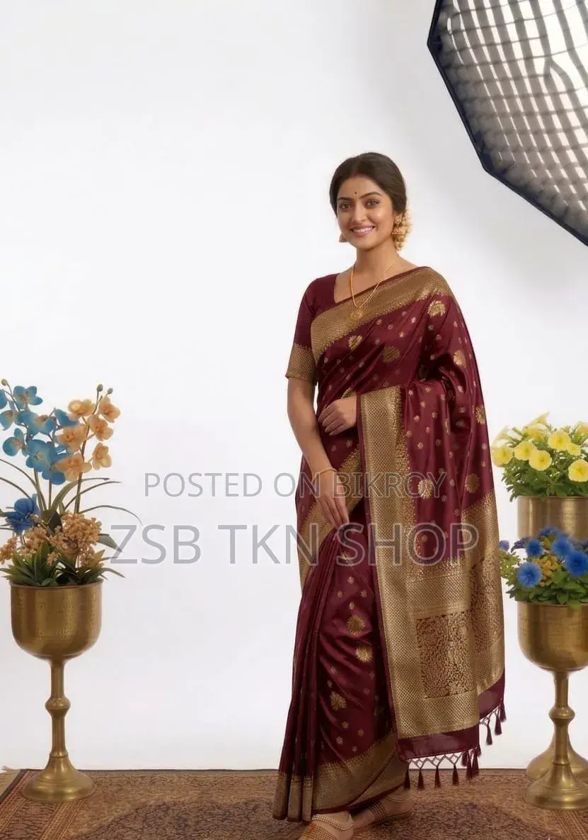 Japani Silk Sharee With Blouse Piece