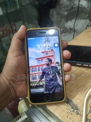 অ্যাপল আইফোন ৭ ৩২ জিবি কালো