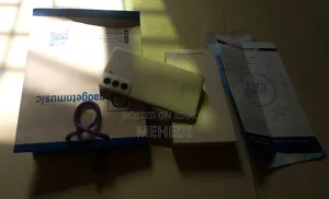 স্যামসাং গ্যালাক্সি এস২১ এফই ৫জি ১২৮ জিবি সাদা