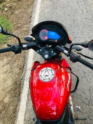 Bajaj Pulsar 150 2016 Red