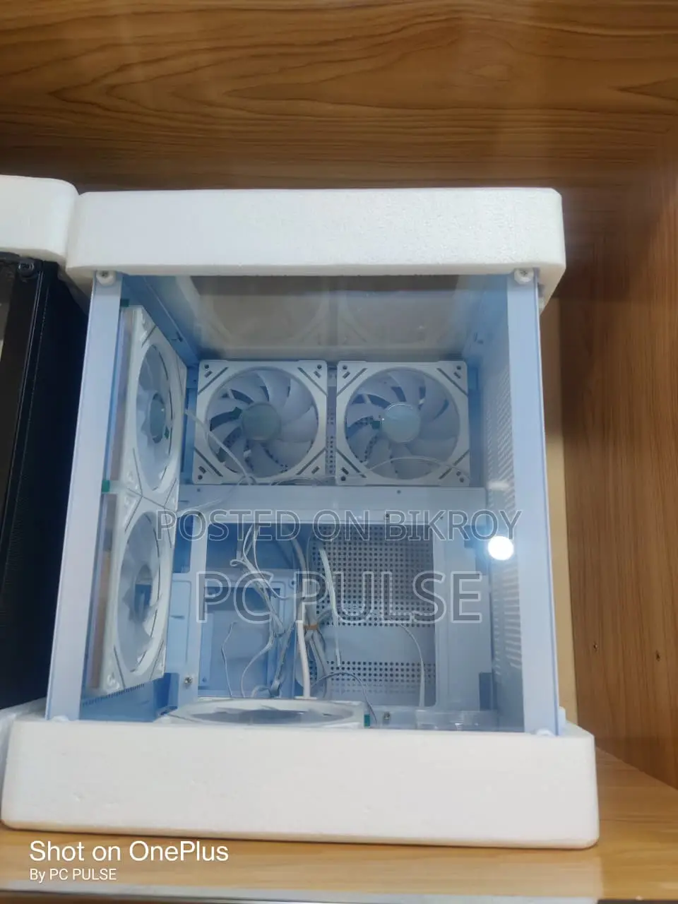 Ovo Aquarium Gaming Case With 5 Argb Infinity Fans (Black White)