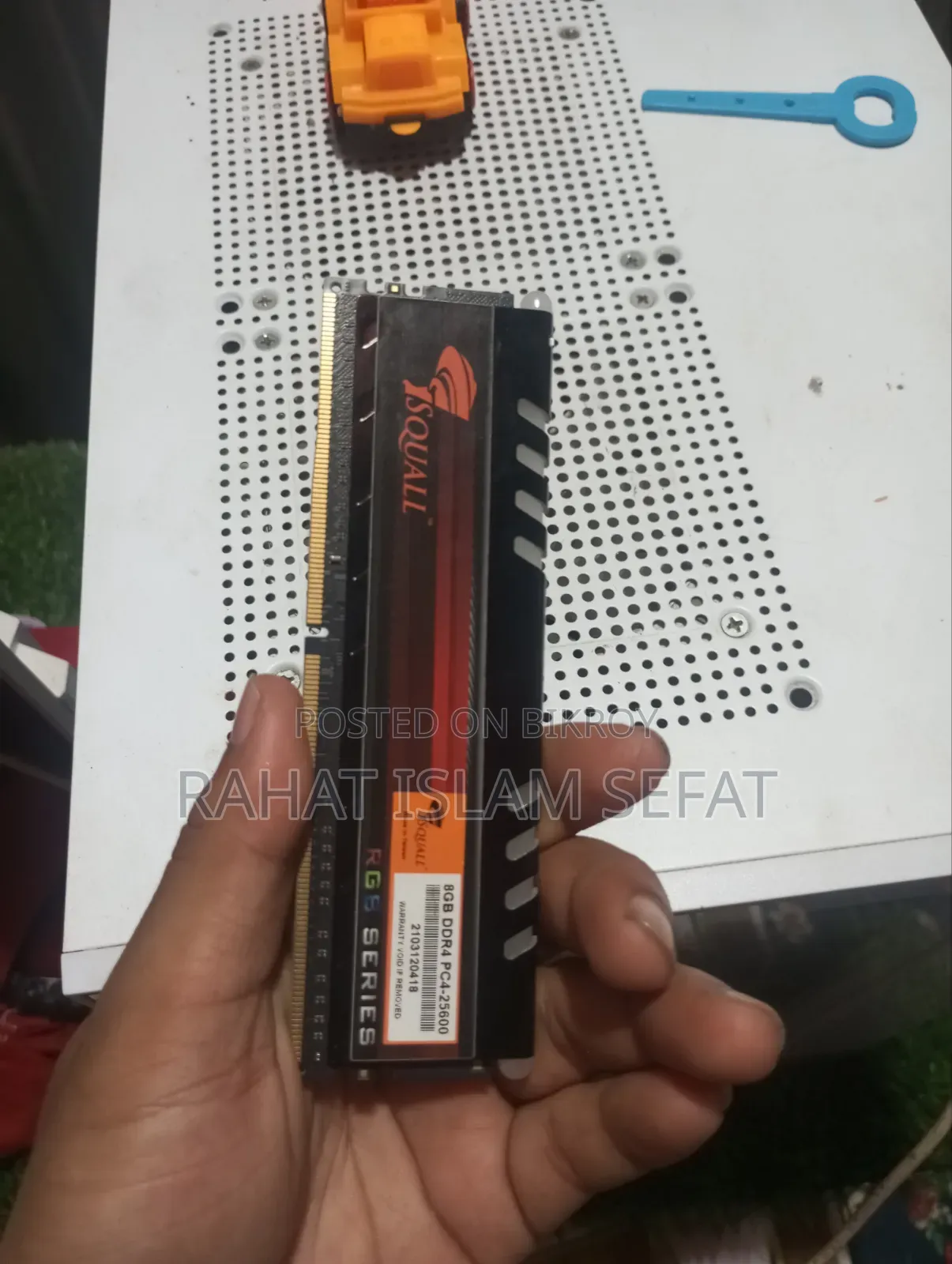 8GB DDR4 3200 MHz RGB Used