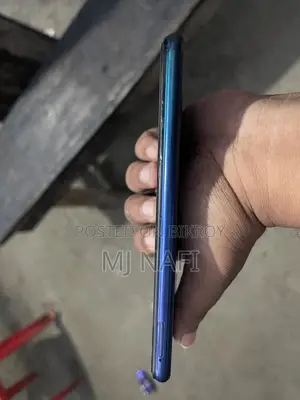 Vivo Y12 64 GB Blue