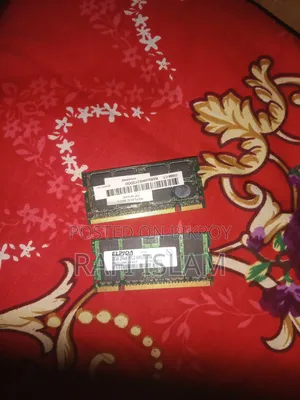 4 GB RAM Laptop