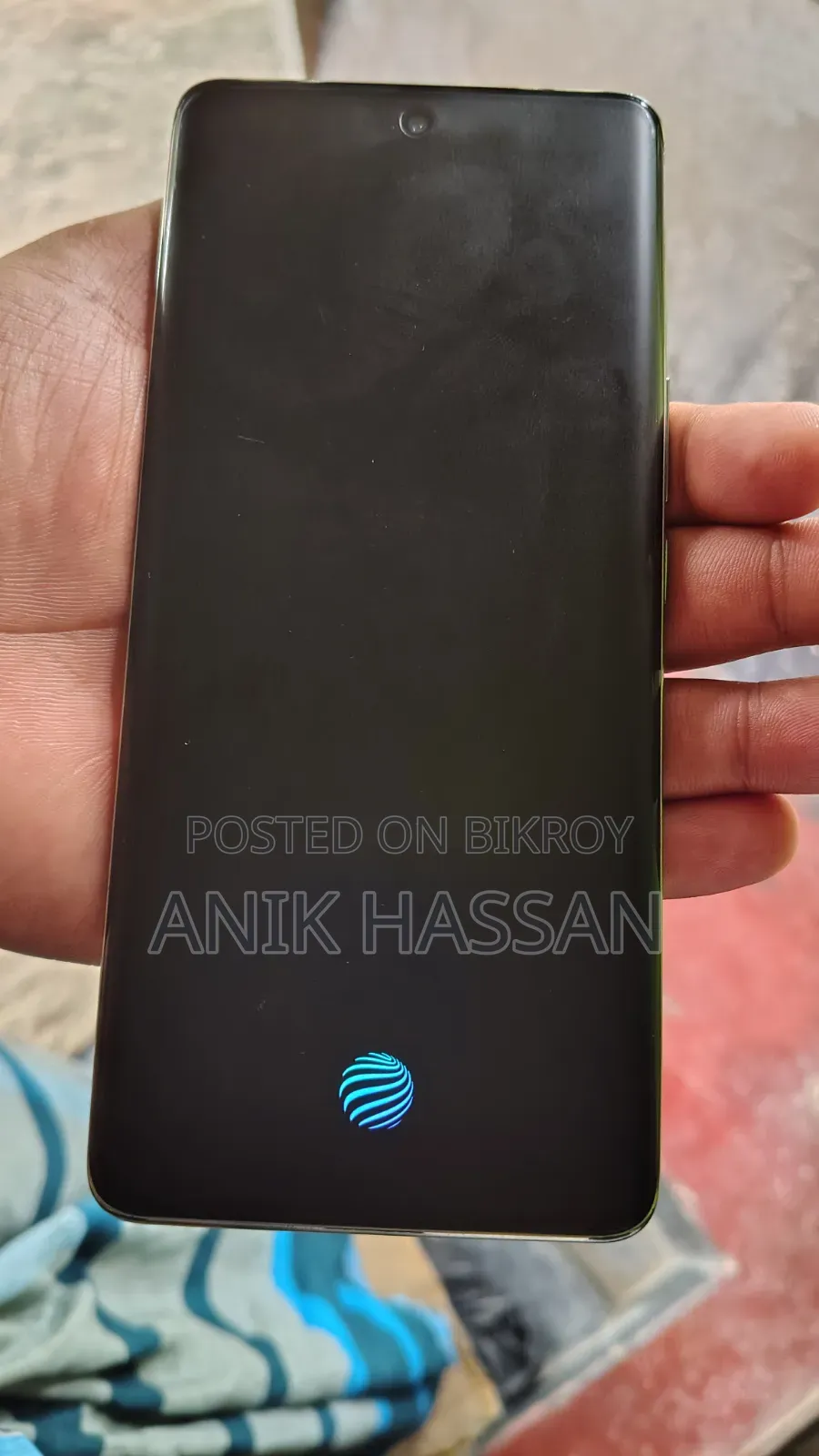 আইকিউওও ১২৮ জিবি ব্লু