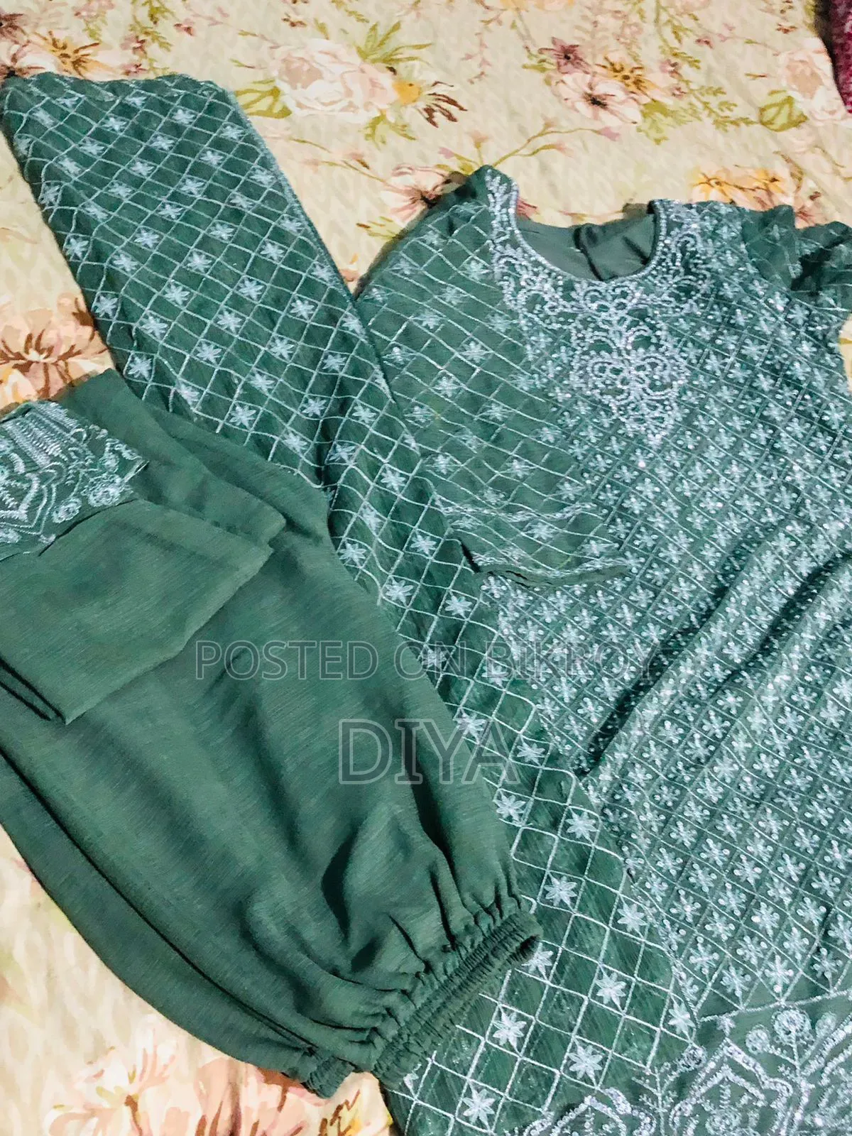 Used Dress Sell Post