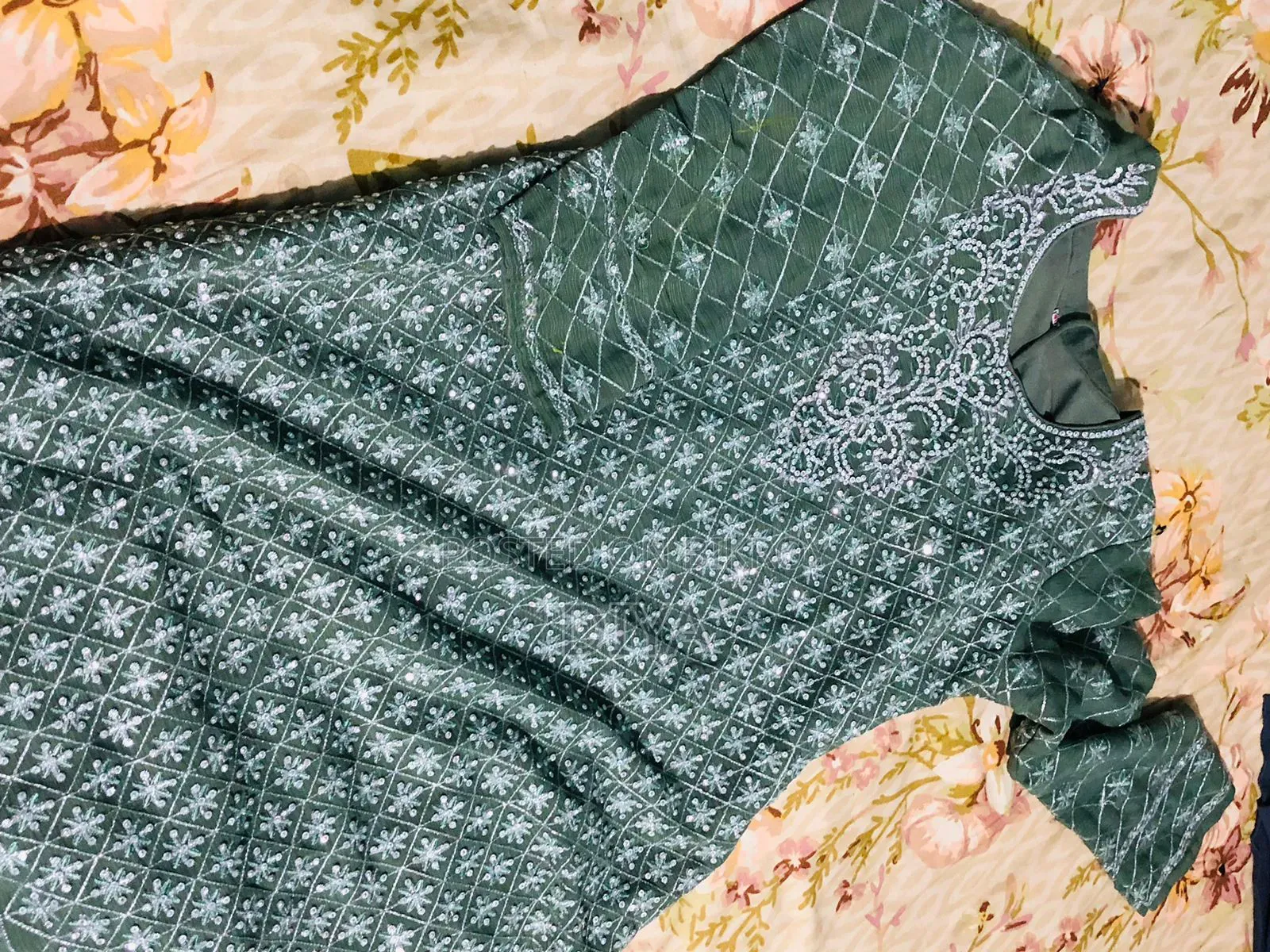 Used Dress Sell Post