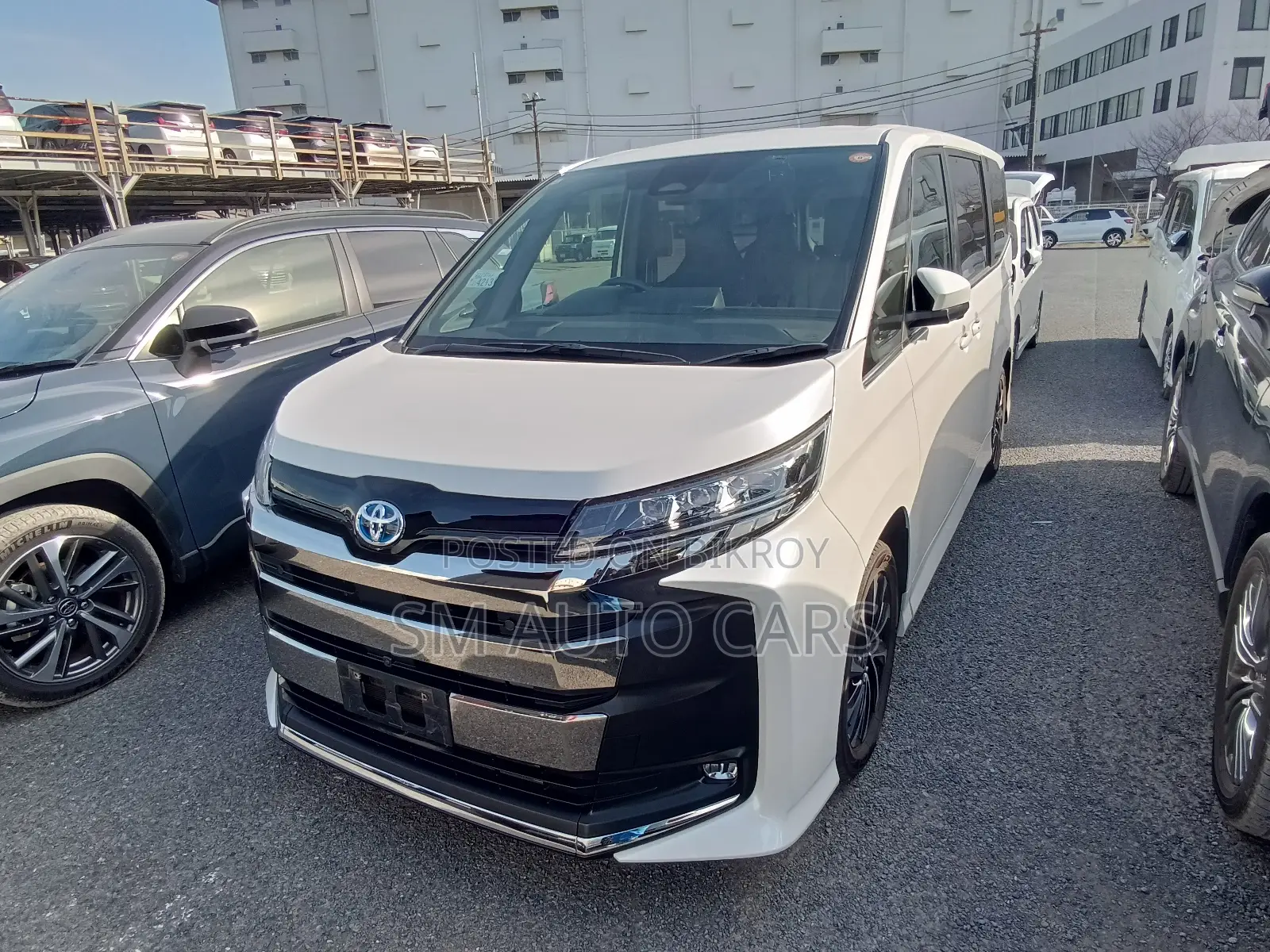 Toyota Noah 2022 Pearl