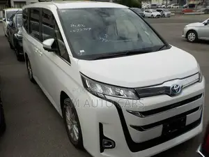 Toyota Noah 2022 Pearl