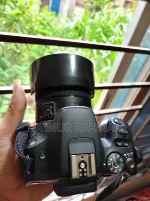 ক্যানন ২০০ডি
