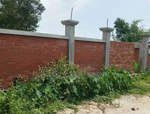সেক্টর-৮ এ ৭৫/৭৫ ফুট কর্নার ৪.৫ কাঠা উত্তর/পূর্বমুখী