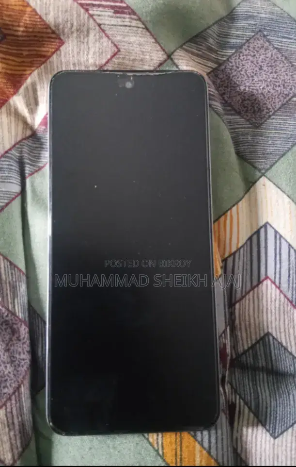 নতুন Realme C71 ১২৮ জিবি সাদা
