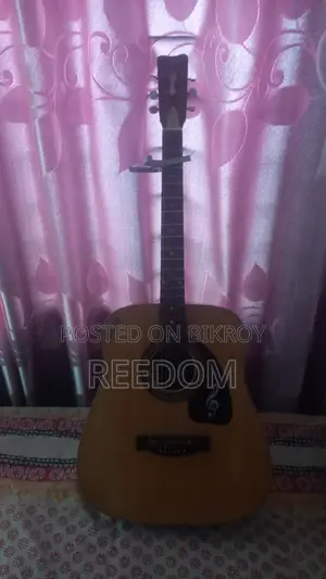 Givson Classic Guitar