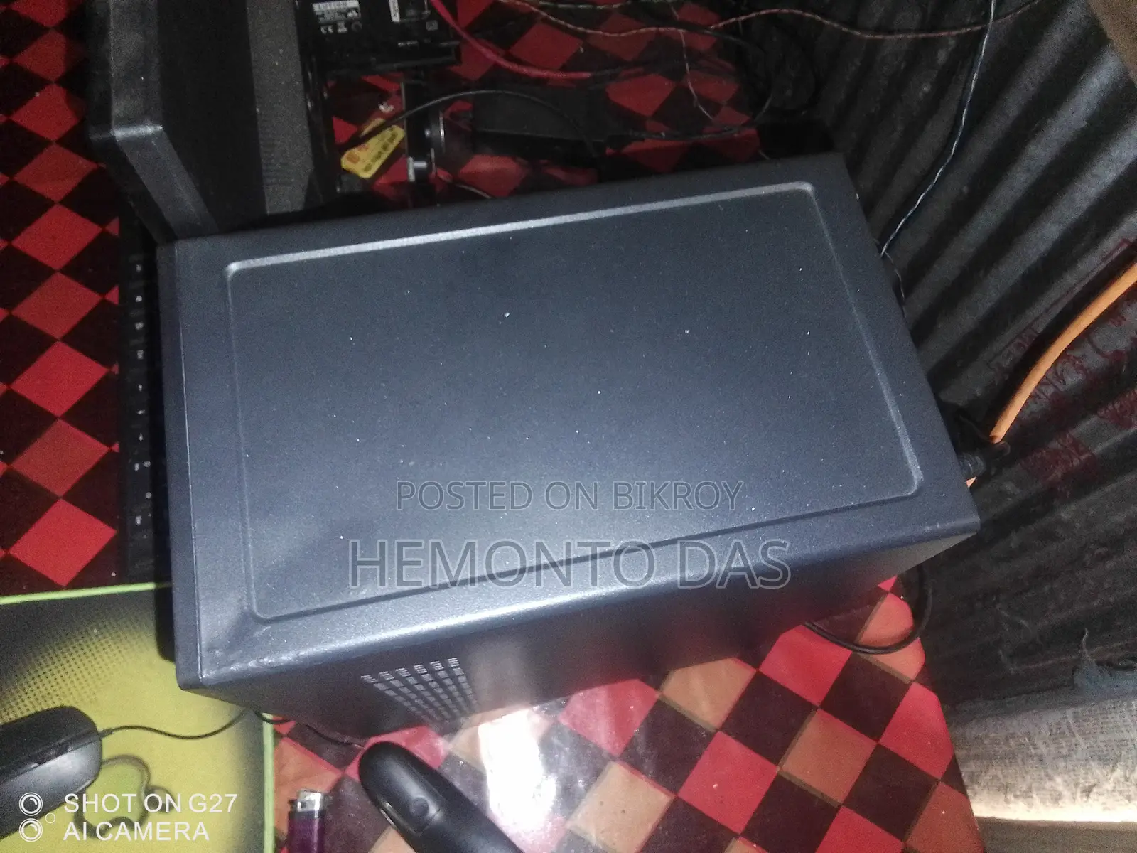 Desktop Computer 8GB Intel Core I3 Hard Disk Drive + Solid State Drive 128GB