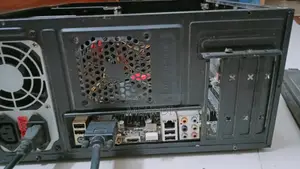 Desktop Computer Gigabyte GB-XM1-3537 8GB Intel Core I3 SSD 4T