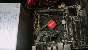Desktop Computer Gigabyte GB-XM1-3537 8GB Intel Core I3 SSD 4T