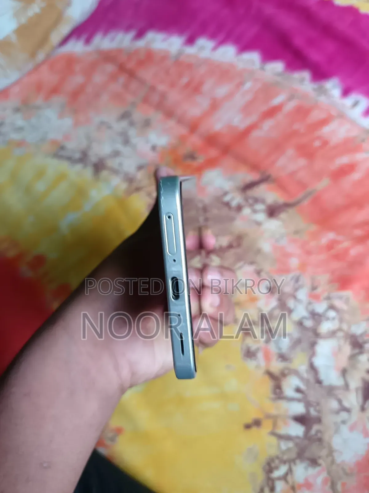 স্যামসাং গ্যালাক্সি এ৩৬ ১২৮ জিবি হোয়াইট