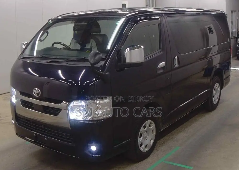 Toyota HiAce 2023 Black