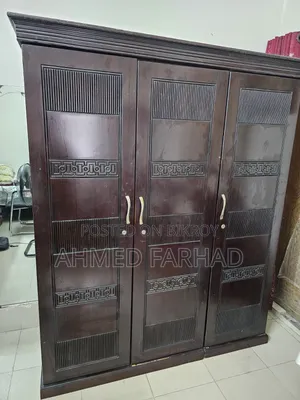 পারটেক্স ৩ ডোর ক্লোজেট