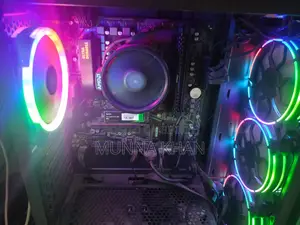 Desktop Computer 8GB AMD Ryzen 5 SSD 512GB