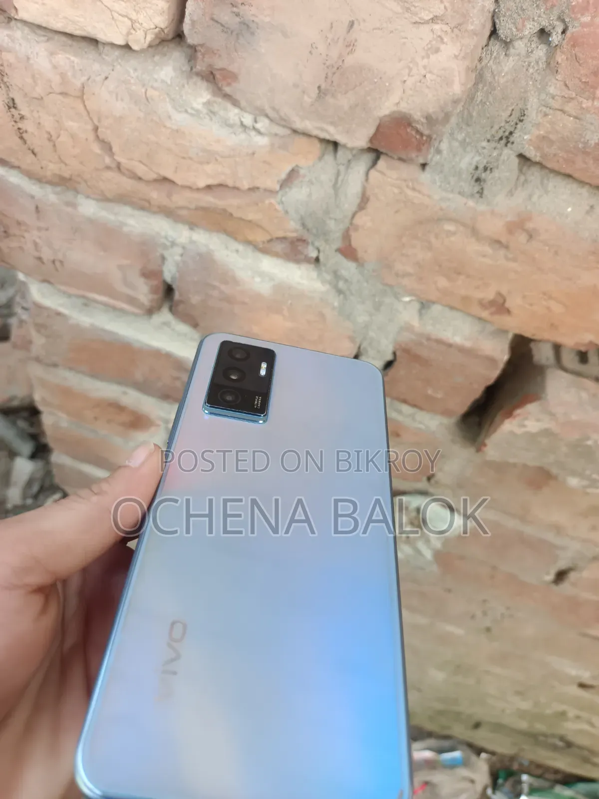 ভিভো ভি২৩ ১২৮ জিবি নীল