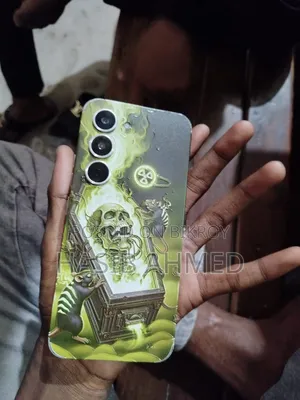টেকনো স্পার্ক ৪০ প্রো ১২৮ জিবি