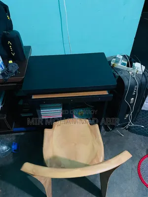 মাত্র ৬ মাস ব্যবহৃত Partex কম্পিউটার টেবিল ও চেয়ার বিক্রয় হবে