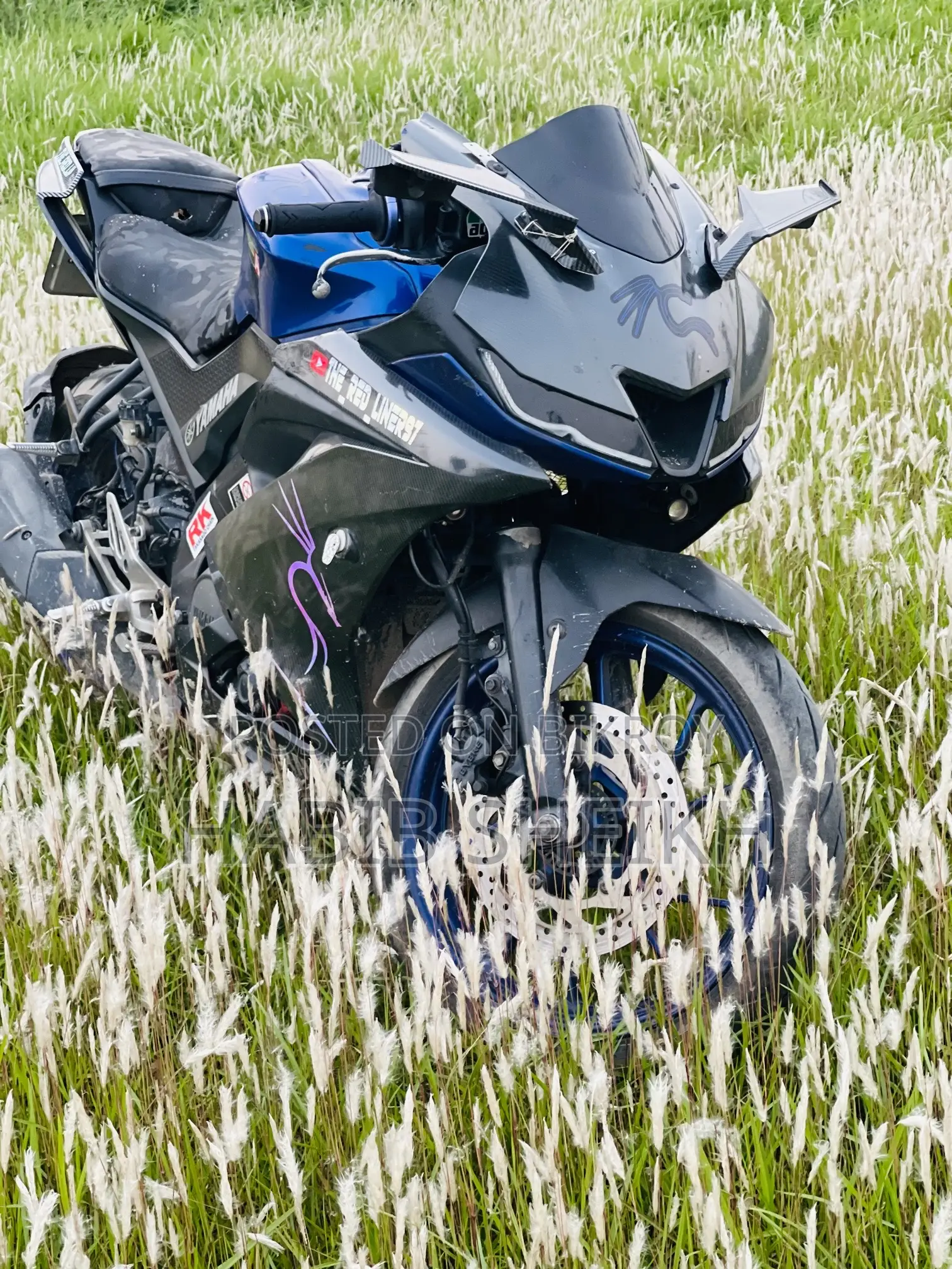 Yamaha R1 2022 Blue
