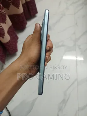 নতুন আইকিউওও ৮ জিবি