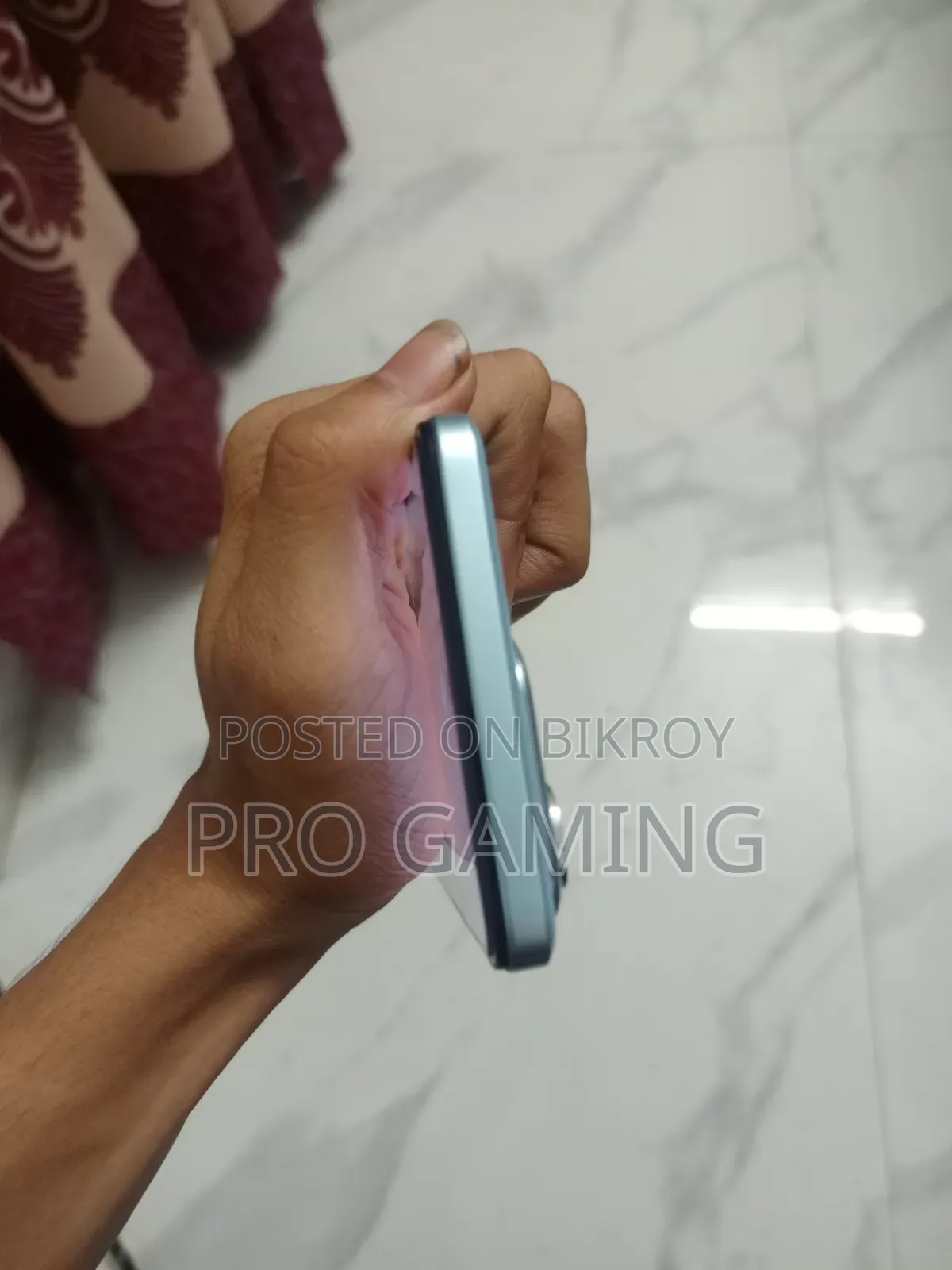 নতুন আইকিউওও ৮ জিবি