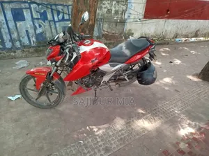 টিভিএস অ্যাপাচি আরটিআর ১৬০ ৪ভি ২০১৯ রেড