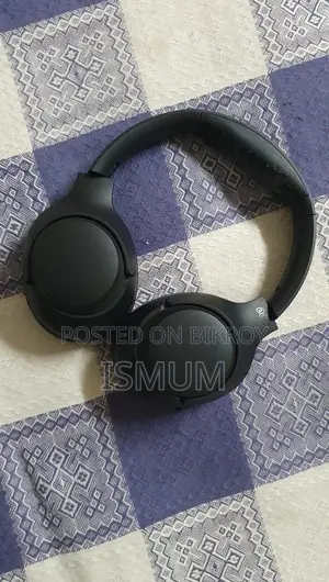 কিউসিওয়াই এইচ৩ হেডফোন