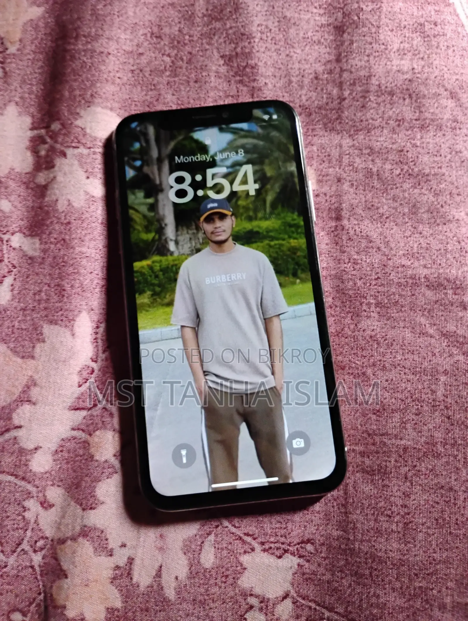 Apple iPhone X 64 GB White