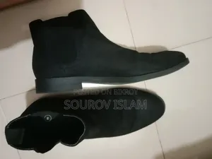 Chelsea Boots