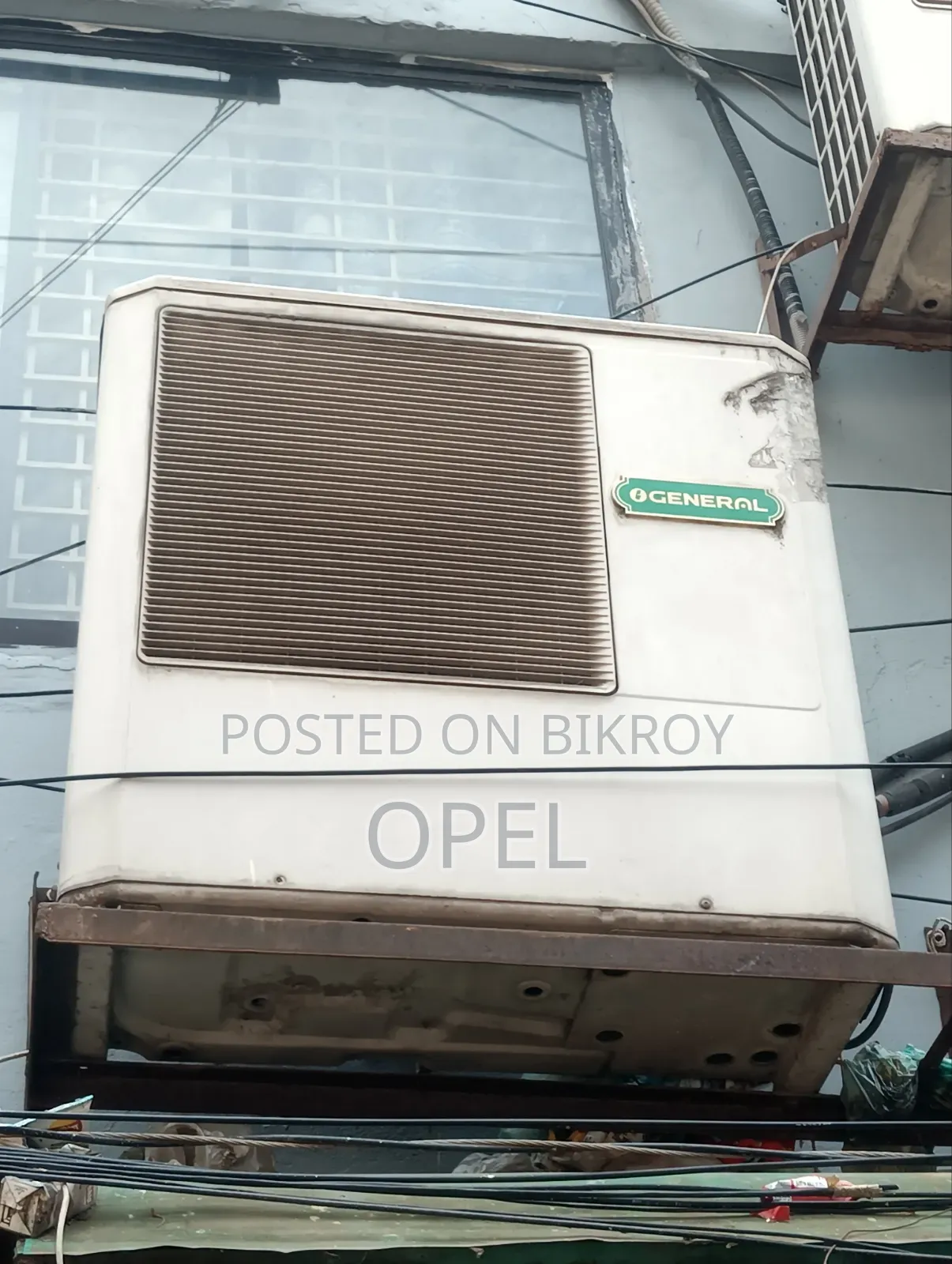 জেনারেল এসি ২ টন (২টি)