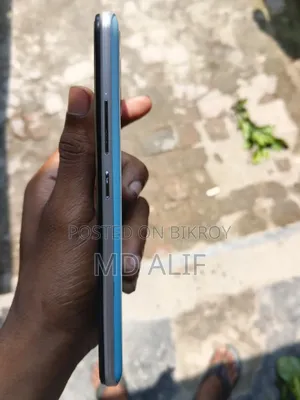 Vivo Y19 128 GB Blue
