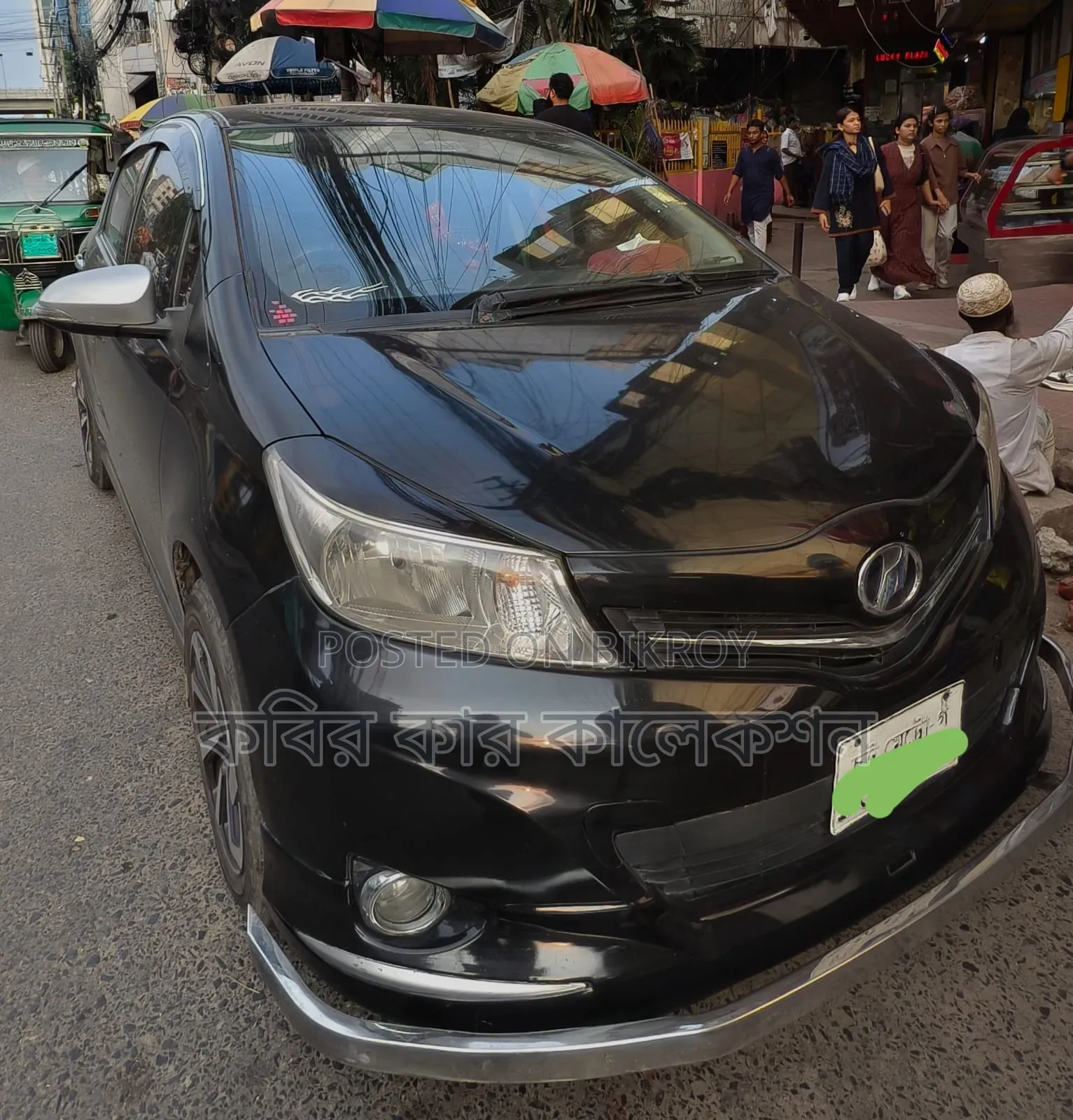 Toyota Vitz 2011 Black