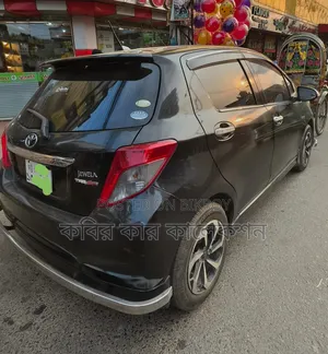 Toyota Vitz 2011 Black