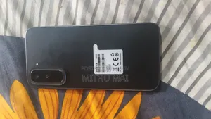 নতুন ইনফিনিক্স হট ৭০ ২৫৬ জিবি ব্ল্যাক