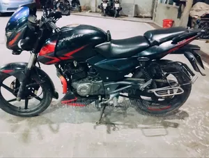 Bajaj Pulsar 150 2020 Red