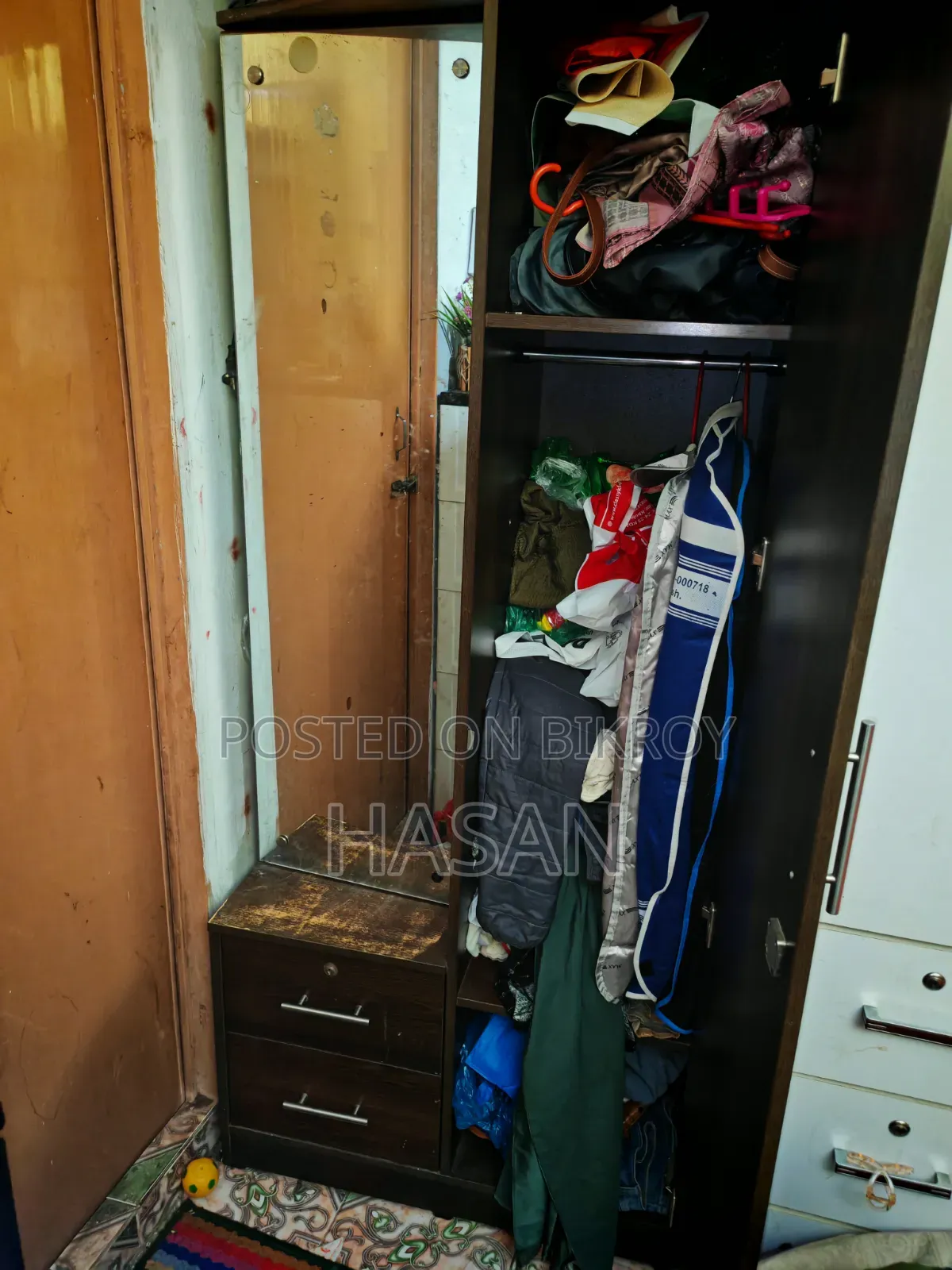 Smart Almera With Glass Drawer
