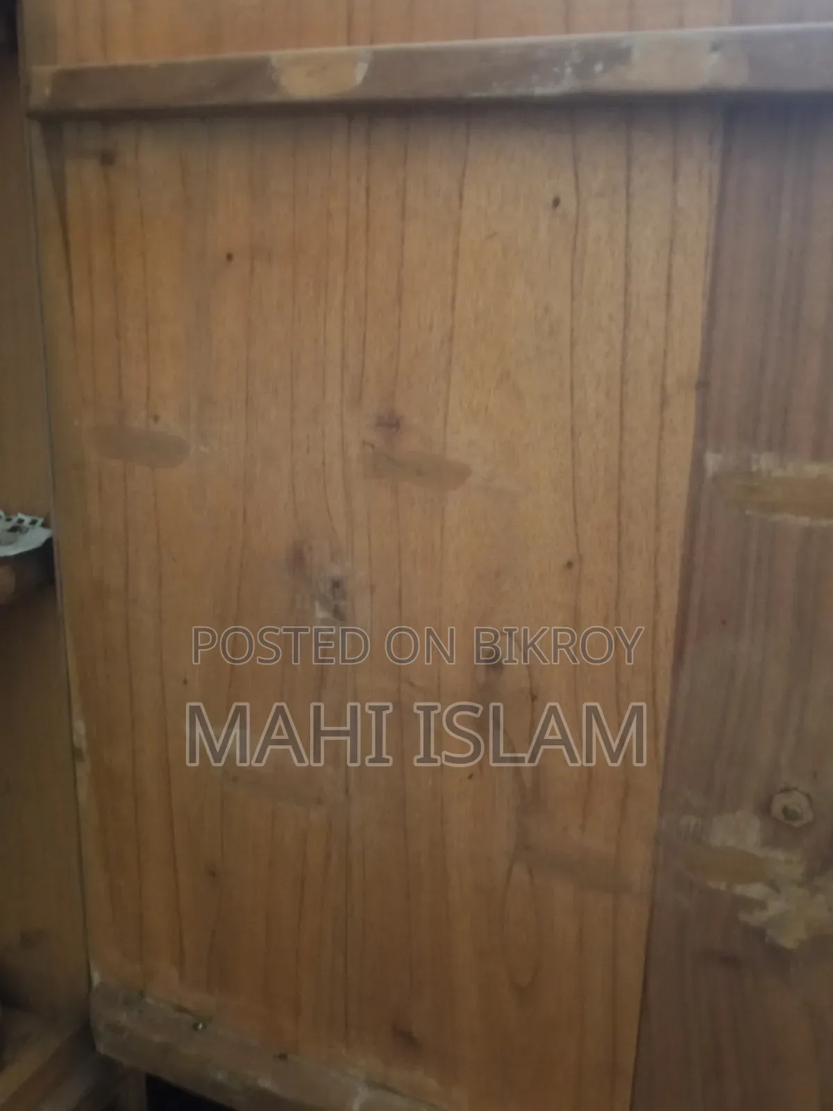 নিম কাঠের মজবুত ৪ দরজার শোকেস
