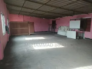 ১ হাজার বর্গফুটের ফ্লোর ভাড়া দেওয়া হবে