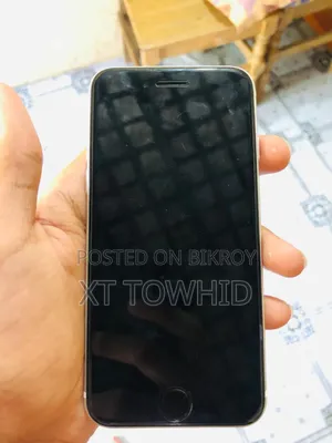 অ্যাপল আইফোন এসই (২০২০) ৬৪ জিবি সাদা