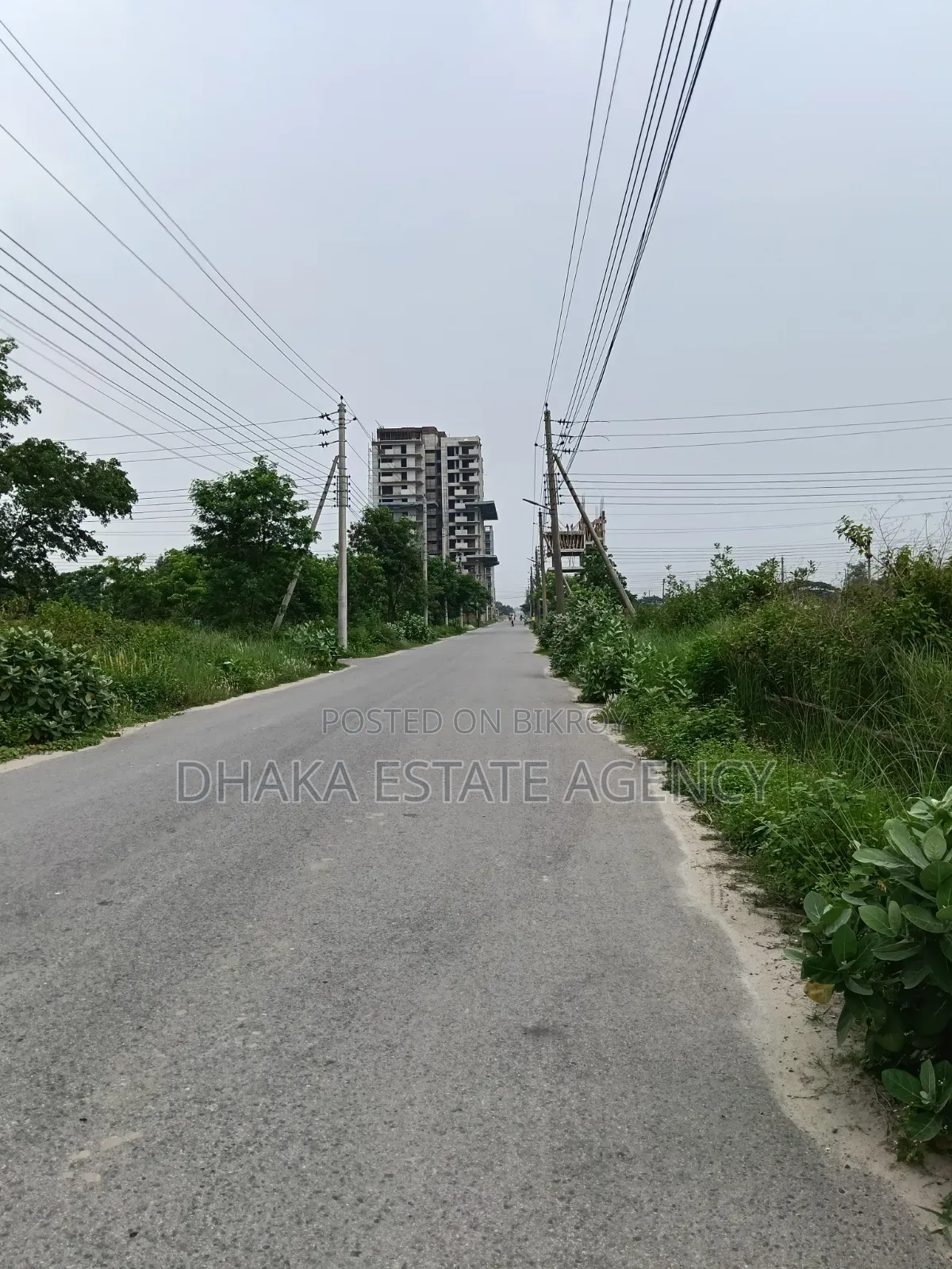 Block-n, South Facing 5 Katha Very Near Stadium