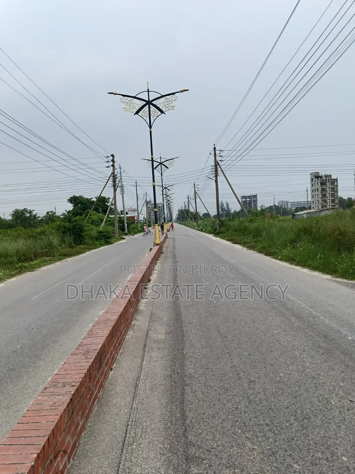 Block-n, South Facing 5 Katha Very Near Stadium
